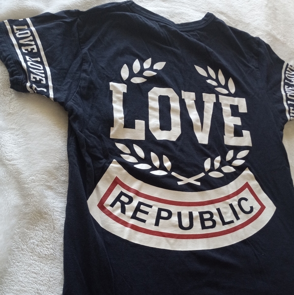 ON FIRE NAVY BLUE LOVE REPUBLIC SHORT SLEEVE SHIRT. WOMENS SIZE M. - Picture 8 of 12